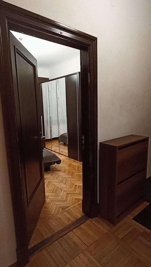Lägenhet Ideally Located Center 2 Bedrooms Spacious